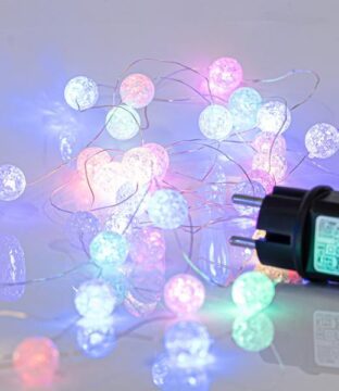 ΣΕΙΡΑ, 100 MINI LED 2cm, 4.5V, ΜΕ ΑΚΡΥΛΙΚΕΣ ΜΠΑΛΙΤΣΕΣ 2cm, ΜΕ ΜΕΤΑΣΧΗΜΑΤΙΣΤΗ, ΠΡΟΕΚΤΑΣΗ ΠΑΡΟΧΗΣ 300cm, ΑΣΗΜΙ ΧΑΛΚΟΣ, ΟPAL LED ΑΝΑ 5cm, IP44