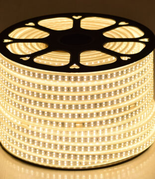 Wide Ταινία Διπλής Σειράς Epistar LED SMD 2835 1m 24W/m 180LED/m 3216lm/m 120° DC 230V Αδιάβροχη IP68 Θερμό Λευκό 3000K Dimmable