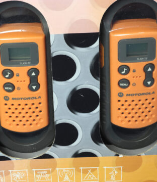 WALKIE TALKIE MOTOROLA TLKR-T3