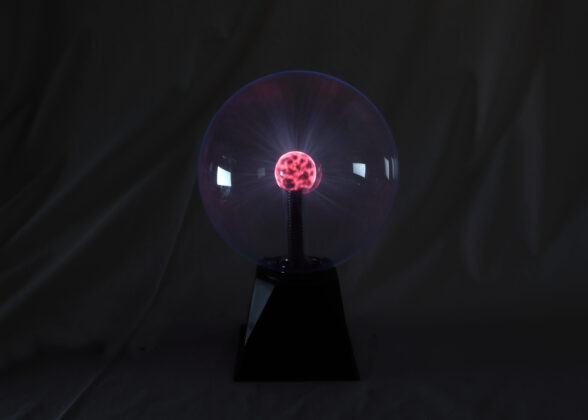 ΕΠΙΤΡΑΠΕΖΙΑ ΣΦΑΙΡΑ ΠΛΑΣΜΑΤΟΣ(PLASMA BALL)