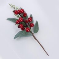 ΠΙΚΑΚΙ ΜΕ ΚΟΚΚΙΝΑ BERRIES ΚΑΙ ΧΙΟΝΙΣΜΕΝΑ ΦΥΛΛΑ, 21cm